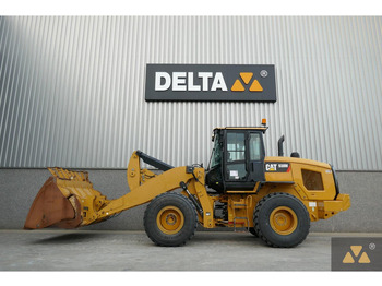 Натоварувач на тркала CATERPILLAR 930M