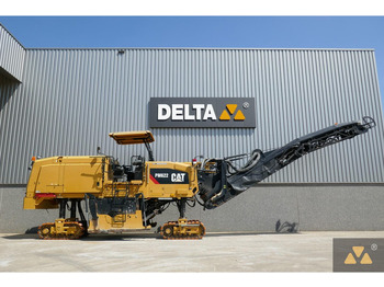 Машина за асфалт CATERPILLAR