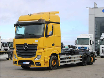 Камион со кука за подигање MERCEDES-BENZ Actros 2548