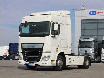 Камион влекач DAF XF 460