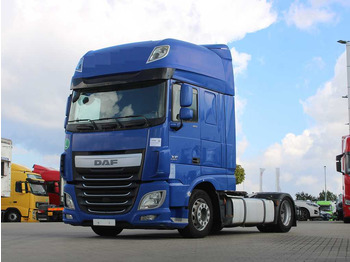 Камион влекач DAF XF 460