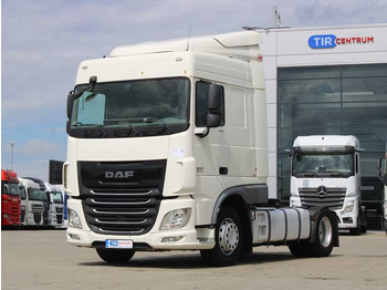 Камион влекач DAF XF 460