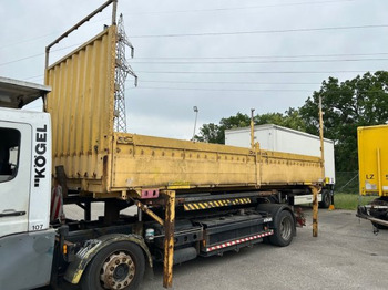 : фотографија на заглавието