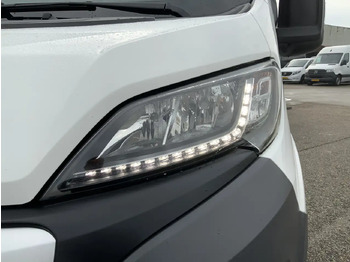 Товарно комбе Peugeot Boxer 330 2.2 HDI L2H2 Première Airco Cruise Camera side: слика 2