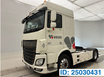 Камион влекач DAF XF 460