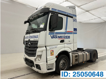 Камион влекач MERCEDES-BENZ Actros 1842