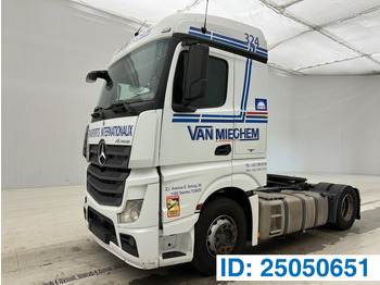 Камион влекач MERCEDES-BENZ Actros 1842