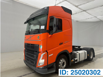 Камион влекач VOLVO FH 500