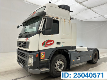 Камион влекач VOLVO FM 450