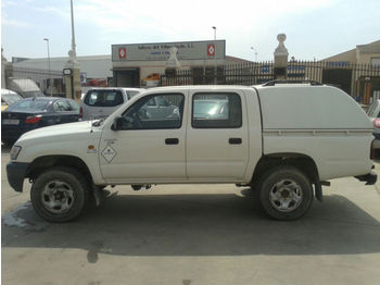 Комбе фургон Toyota HiLux 4x4 Double Cab Special HARDTOP: слика 1