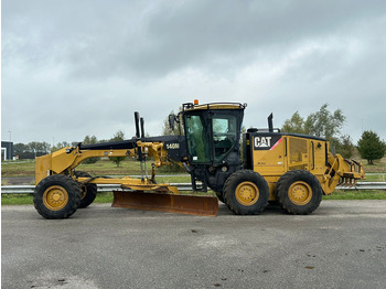 Порамнувач CATERPILLAR 140M