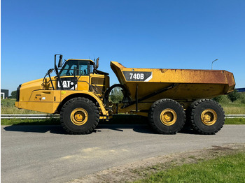 Зглобен истоварувач CATERPILLAR 740B
