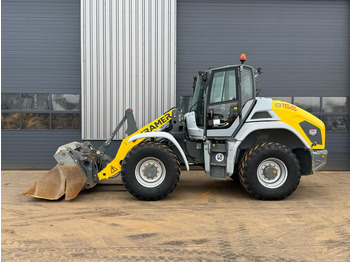 Натоварувач на тркала KRAMER