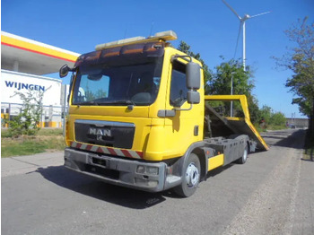 Автотранспортен камион MAN TGL 8.220