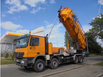 Вакуумски камион MERCEDES-BENZ Actros 4141