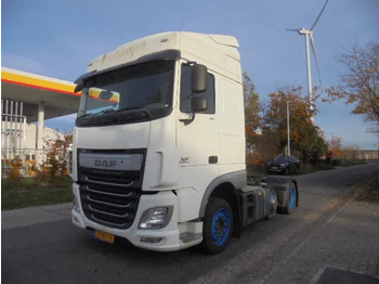 Камион влекач DAF XF