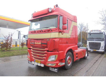 Камион влекач DAF XF 440