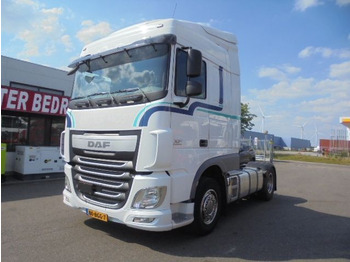 Камион влекач DAF XF 440