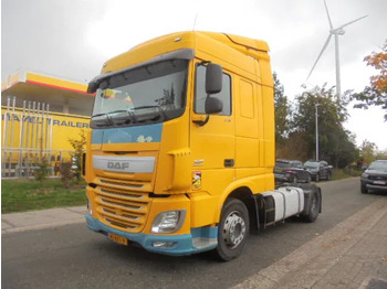 Камион влекач DAF XF 440
