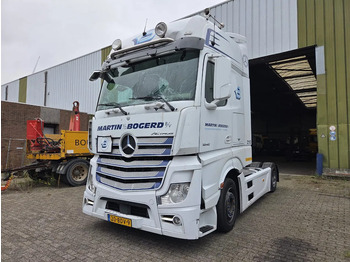 Камион влекач MERCEDES-BENZ Actros 1842