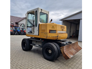 Багер Pozostałe części Liebherr Liebherr A308 1999 Koparka kołowa Liebherr 308: слика 4