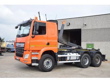 Камион со кука за подигање DAF CF 460
