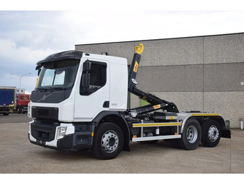 Камион со кука за подигање VOLVO FE 320