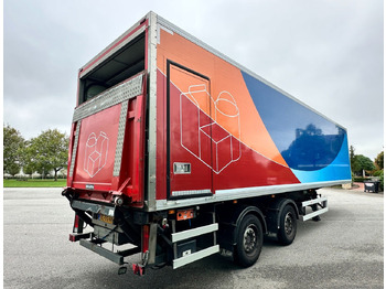 Полуприколка ладилник Gray and Adams City Trailer Carrier Vector 1850 MT TRI-Temp Tail Lift Side Door Steering Axle 3 Pieces Available: слика 5