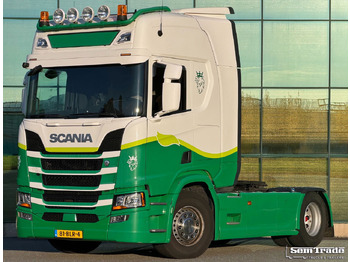 Камион влекач SCANIA R 410