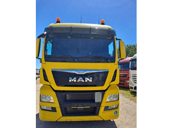 Камион со кабинска шасија MAN TGX 26.480 6X2 3 osie: слика 3
