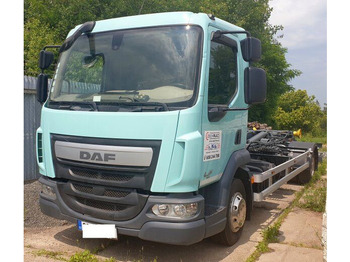 Камион со кука за подигање DAF LF 180