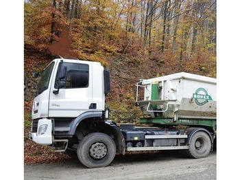 Камион влекач TATRA