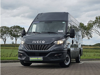 Товарно комбе IVECO Daily