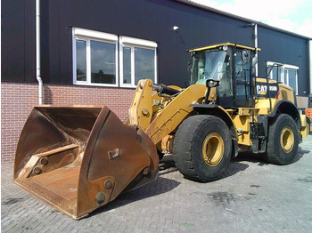 Натоварувач на тркала CATERPILLAR 950M