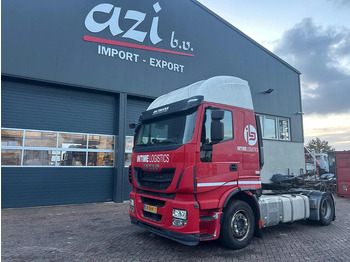 Камион влекач IVECO Stralis