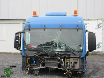 Кабина и ентериер MAN