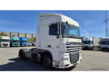 Камион влекач DAF XF 105 460