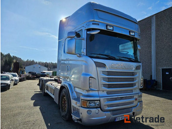 Камион со кука за подигање SCANIA R 620