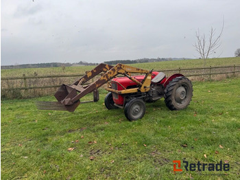 Трактор MASSEY FERGUSON 100 series