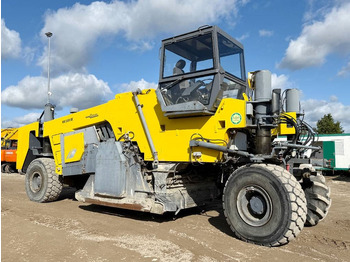 Машина за асфалт WIRTGEN