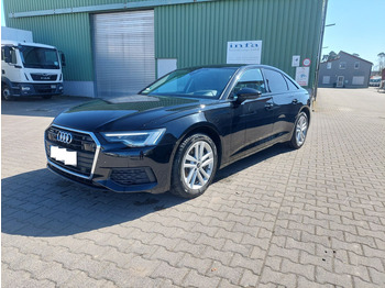 Автомобил AUDI