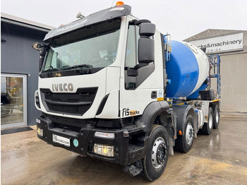 Камион миксер за бетон IVECO Trakker