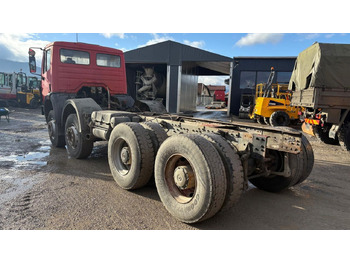 Камион со кабинска шасија Mercedes-Benz SK 3229 8x4 chassis - complete spring V8: слика 4 Камион со кабинска шасија Mercedes-Benz SK 3229 8x4 chassis - complete spring V8: слика 4