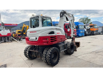 Лизинг на Takeuchi TB295W - 2014 Year - Powertilt - 3X Buckets Takeuchi TB295W - 2014 Year - Powertilt - 3X Buckets: слика 4 Лизинг на Takeuchi TB295W - 2014 Year - Powertilt - 3X Buckets Takeuchi TB295W - 2014 Year - Powertilt - 3X Buckets: слика 4