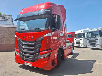 Камион влекач IVECO Stralis 510