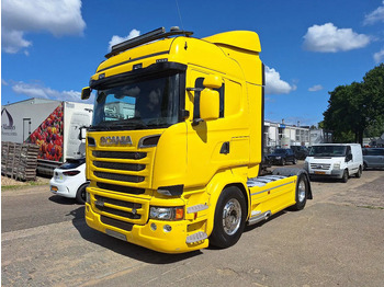 Камион влекач SCANIA R 580