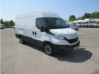 Товарно комбе IVECO Daily 35s16