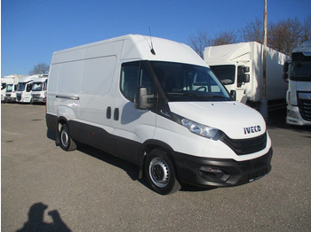 Товарно комбе IVECO Daily 35s16