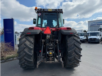 Трактор Massey Ferguson MF8260: слика 5