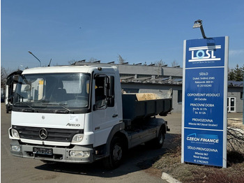 Камион со кука за подигање MERCEDES-BENZ Atego 916